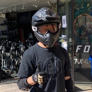 Meet your Posher, Marshall